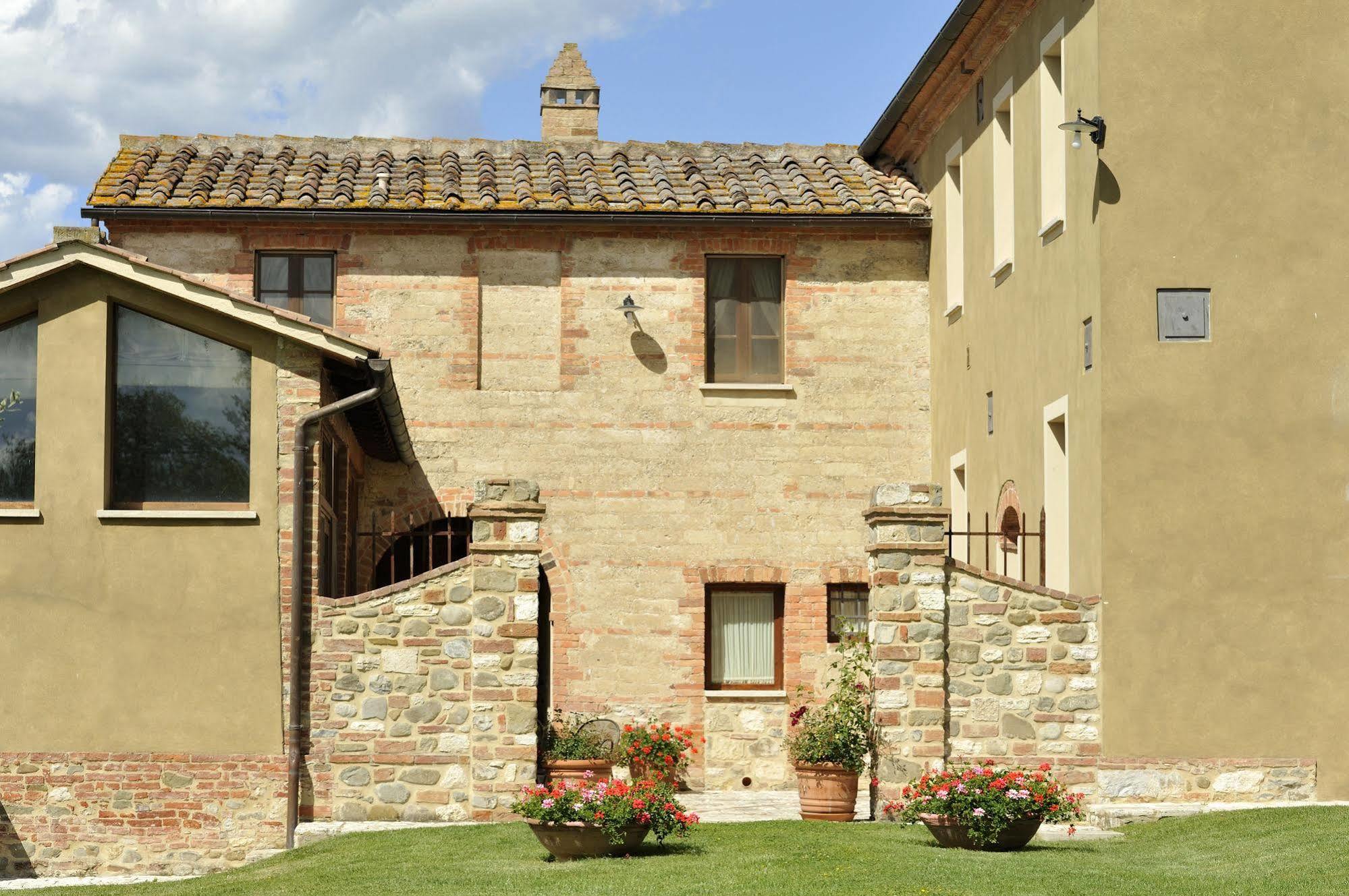 Agriturismo La Lodola Castelnuovo Berardenga Exterior foto
